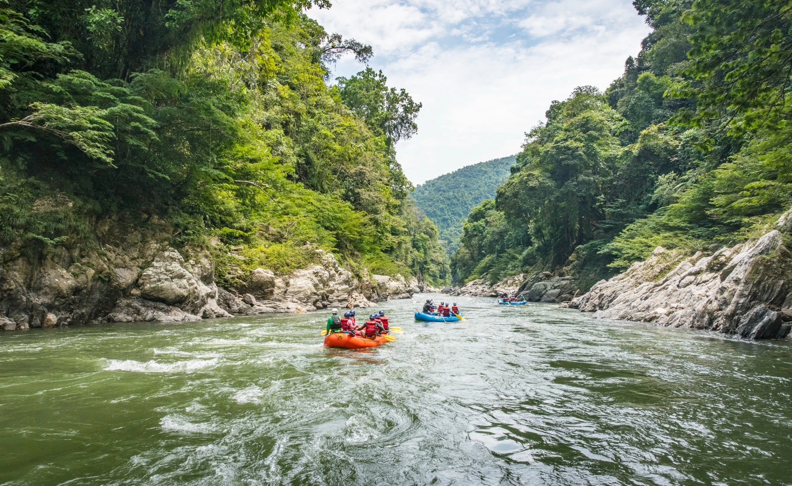 Where to Go Rafting in Colombia?